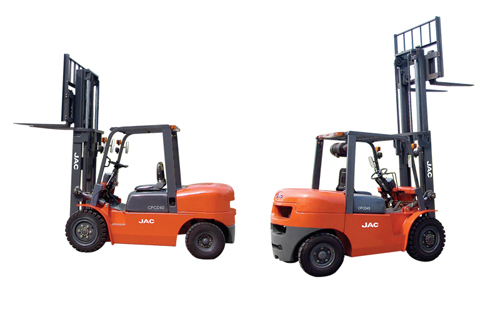 4-4.5T內燃叉車