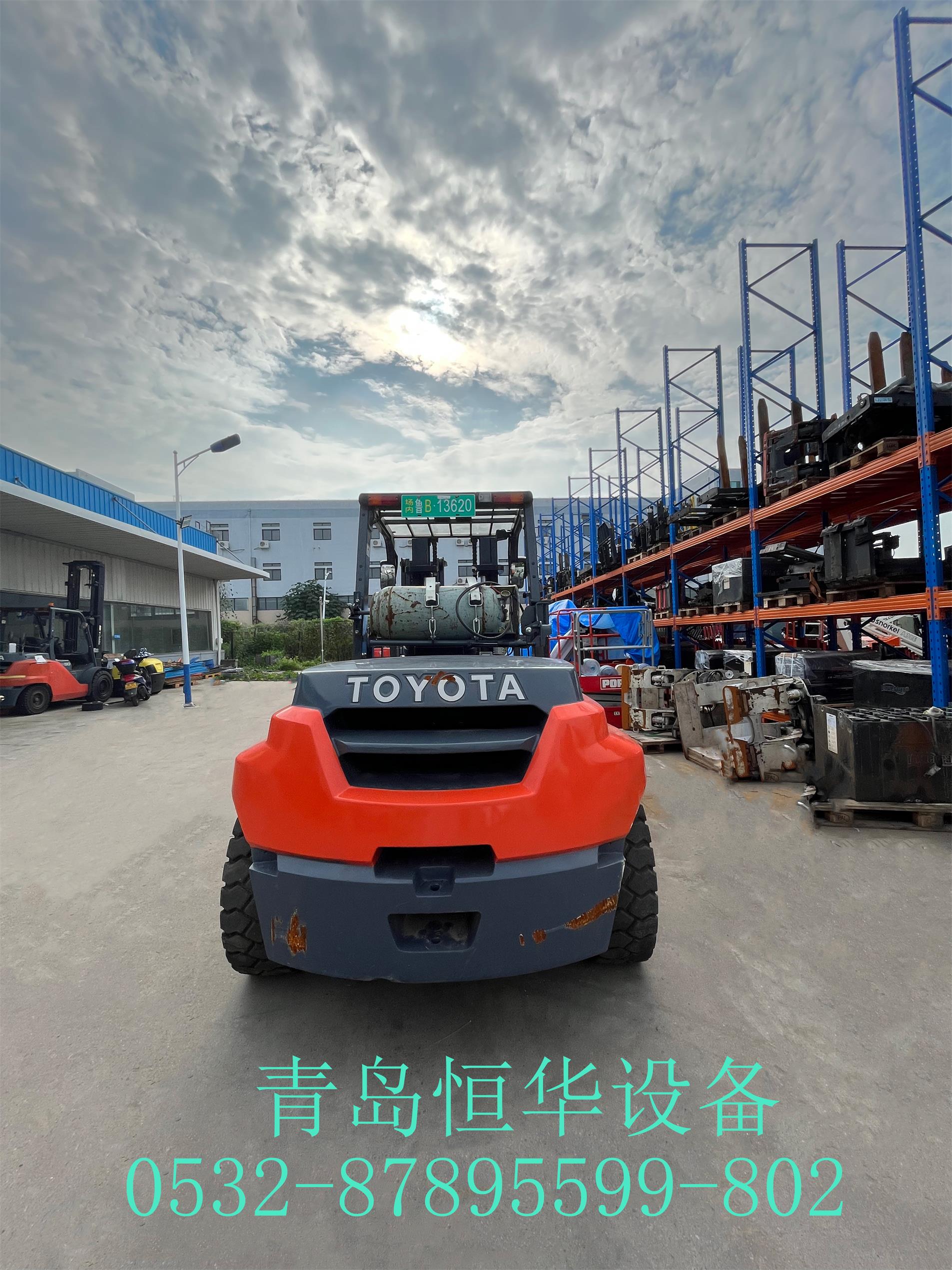豐田進口8.0噸內燃平衡重叉車