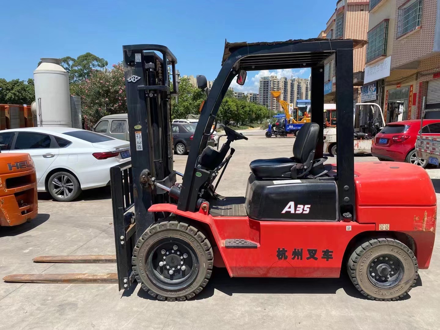供應杭州叉車，內燃叉車，A系列3-3.5噸高通過性內燃叉車