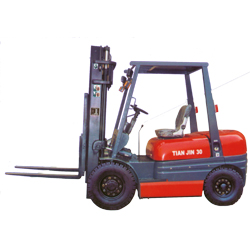 天津中外建(JINCHA)3噸汽油平衡重叉車(chē) CPQD30