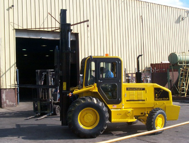 美國Master Craft8,000磅重型越野叉車 AEII-8442