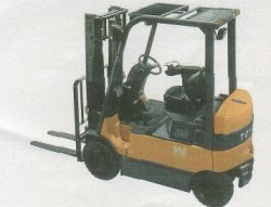 美國豐田叉車(TOYOTA)7FBMF18平衡重三掄電動叉車 7FBMF18