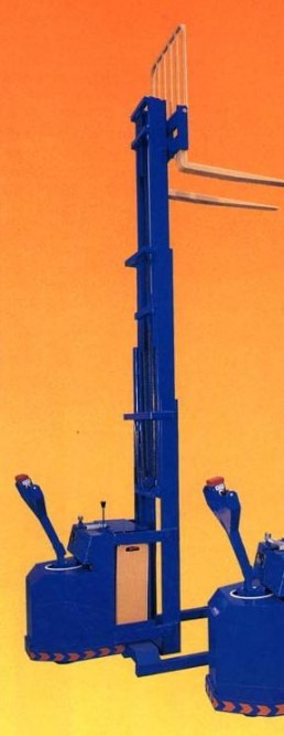 美國藍巨(BLUE GIANT)NAW series步行式全自動電動堆高機 NAW series