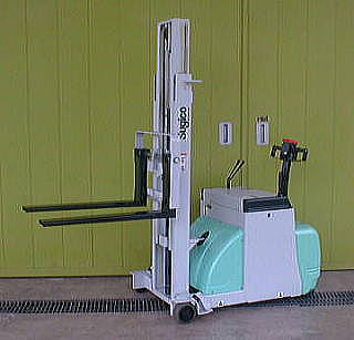 日本杉國(sugico)3FW6V/9V電動堆高機 3FW6V/9V