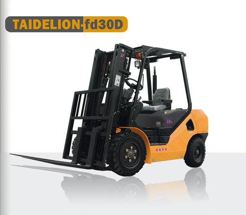 泰德雄獅FD30D型內燃平衡重式叉車 FD30D