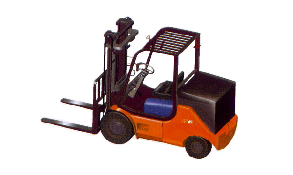 平衡重式四支點交流叉車 4-4.5t
