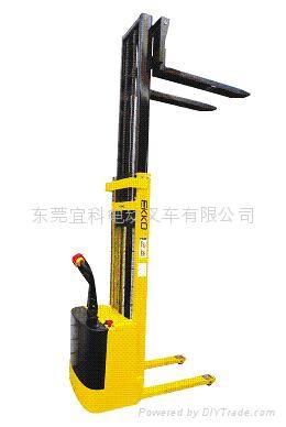 經濟型電動堆高叉車 ET10