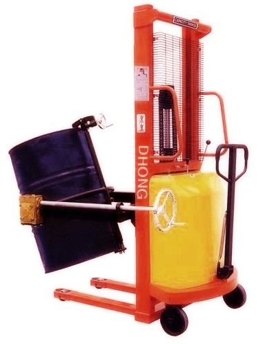 半電動(dòng)液壓油桶車(chē)