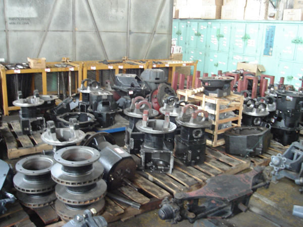 變速箱殼等 適用車型：合力、TCM
