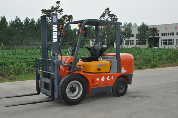 供應安叉2T內燃平衡重叉車 2T1.7米