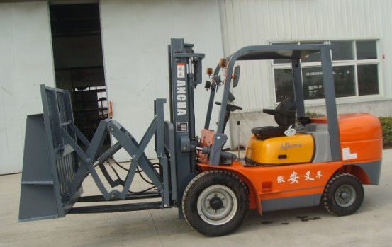 供應(yīng)推拉器叉車(chē) CPC-30