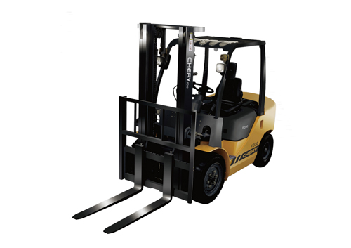 奇瑞3T內燃平衡重式叉車 FD30型