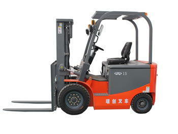 河南供應奇瑞1.5噸平衡重式柴油叉車 FD15