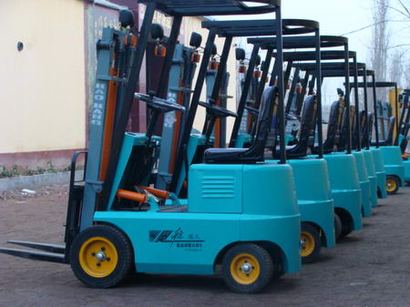 CPD1000蓄電池平衡重式叉車(chē)_4 CPD1000