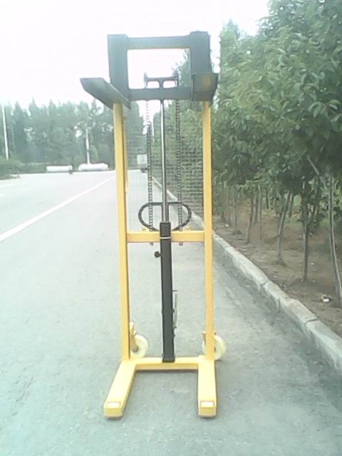 陜西手動(dòng)液壓堆高車(chē) CTY2