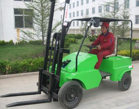 電動叉車