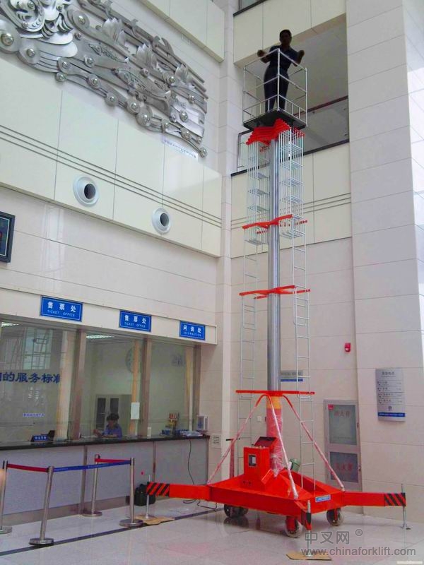 廣東省內最好的套缸式液壓升降平臺︱套缸式升降機生產廠家優惠直銷 SJPT-30B