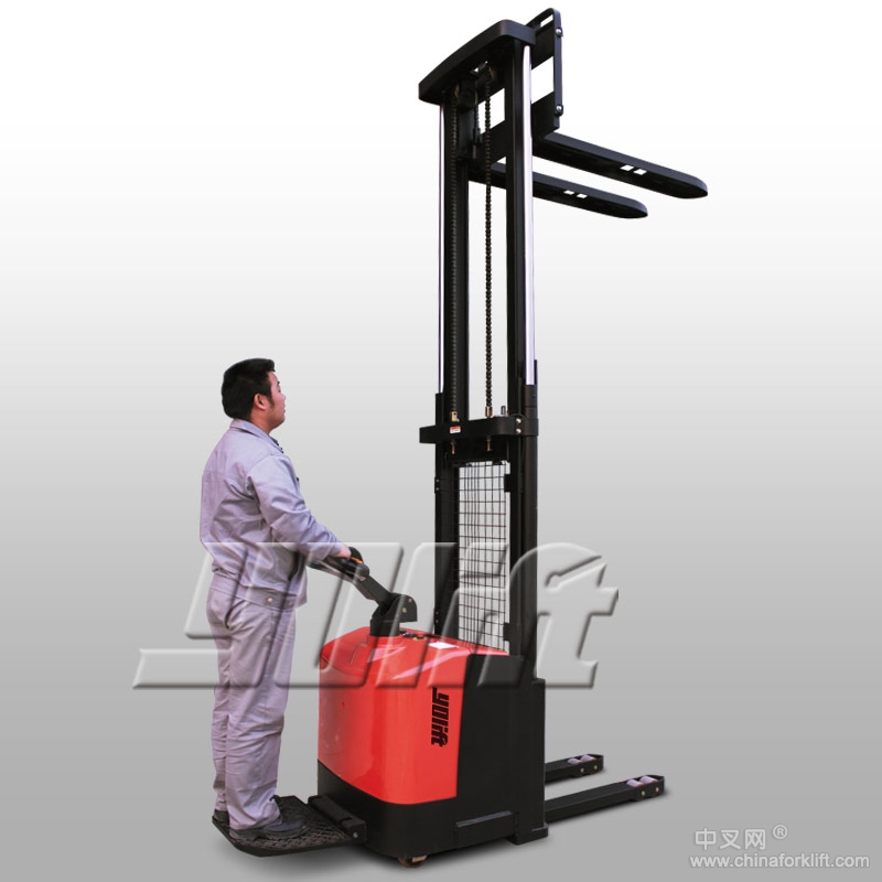 電子轉(zhuǎn)向貨叉覆蓋式全電動(dòng)堆高車 YL53102