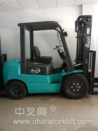 寶驪3T經濟型內燃叉車 CPCD30S