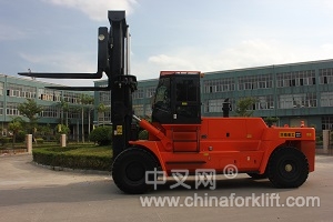 供應國產大型35噸叉車報價鋼鐵鋼材石頭石材350型35噸叉車價格 HNF-350