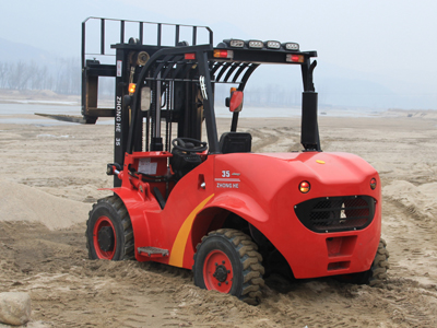 工地泥地叉磚四驅叉車 ZH35
